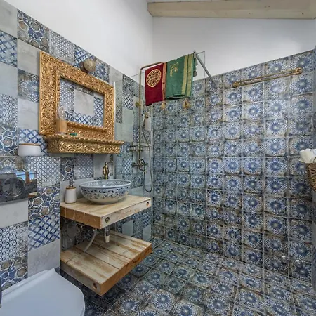 Perina Biograd, Something Completely Different Villa *